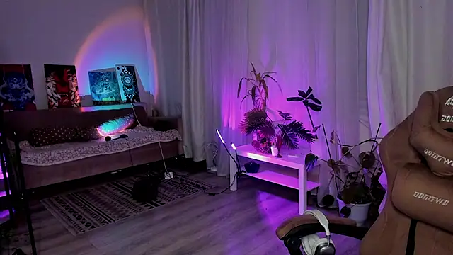 annallurings online show from 31, 1, 2025