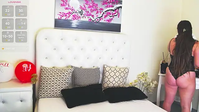 Ysabell01 online show from 4, 11, 2025