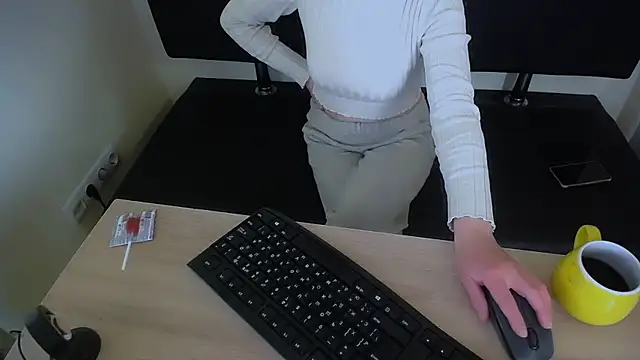 LaimaV  online show from 9, 11, 2025