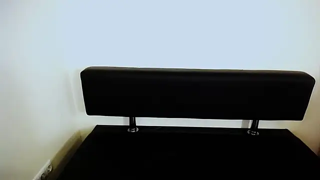 LaimaV  online show from 20, 10, 2025