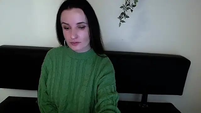 LaimaV  online show from 13, 4, 2026