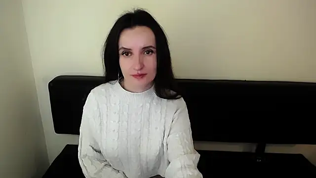 LaimaV  online show from 13, 10, 2025