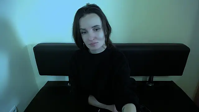 LaimaV  online show from 28, 11, 2025