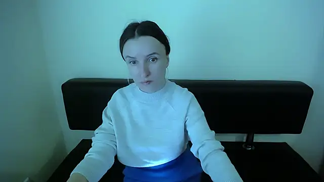 LaimaV  online show from 2, 12, 2025