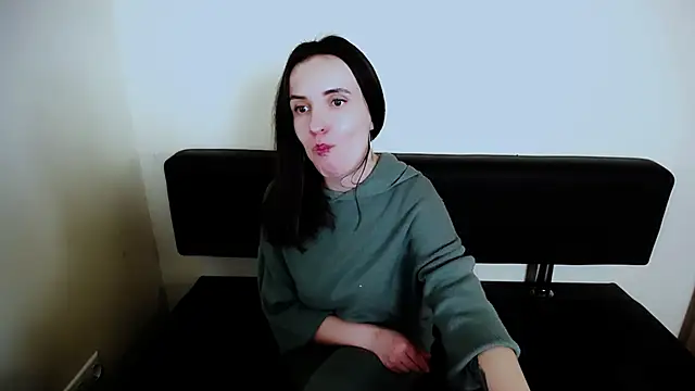 LaimaV  online show from 22, 10, 2025