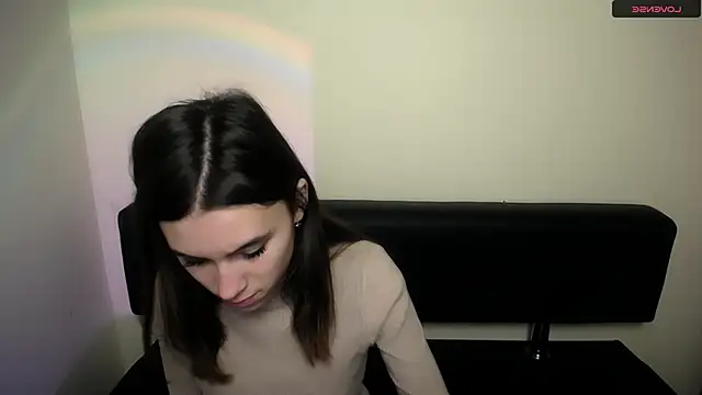 LaimaV  online show from 9, 2, 2026