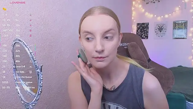 Fluffy muffin  online show from 19, 4, 2026