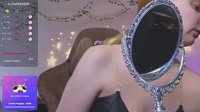 Snapshot of Fluffy_muffin_ chatting on 11, 11, 2025 Fluffy muffin online show from 11, 11, 2025