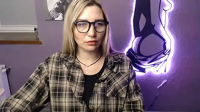  sexy lady online show from 6, 1, 2026