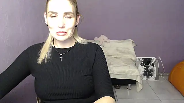  sexy lady online show from 28, 10, 2025