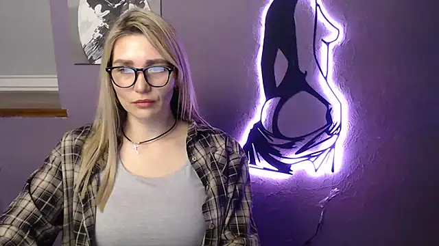  sexy lady online show from 8, 1, 2026