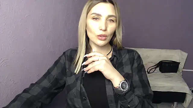  sexy lady online show from 1, 10, 2025