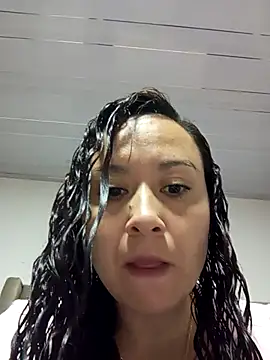 Snapshot of RenataSexy_ chatting on 5, 3, 2025 RenataSexy online show from 5, 3, 2025