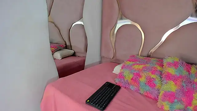 Sofia-candyht online show from 5, 5, 2026