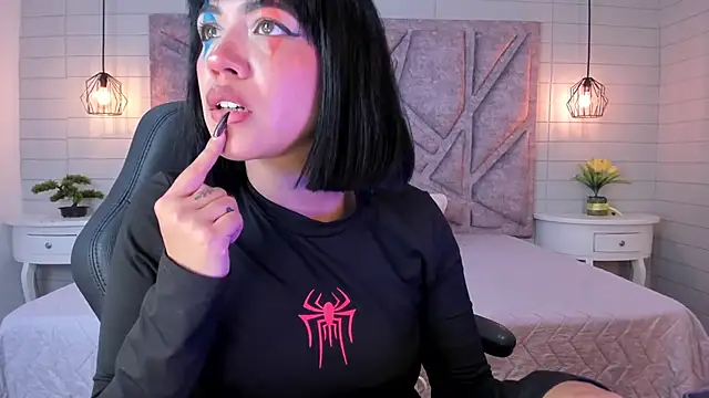 Gianna foxy online show from 4, 3, 2026