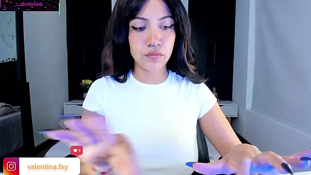 Gianna foxy online show from 18, 12, 2025