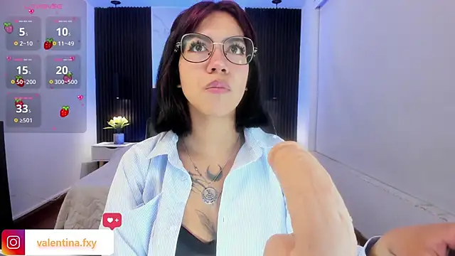 Gianna foxy online show from 11, 3, 2025