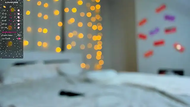 OttilieBurruss online show from 15, 2, 2025