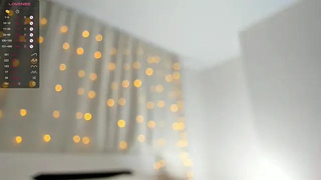 OttilieBurruss online show from 2, 3, 2025