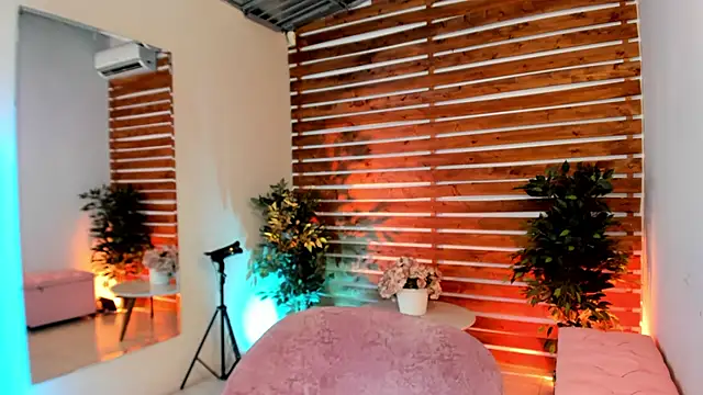 Sapphire Venuss online show from 6, 1, 2026