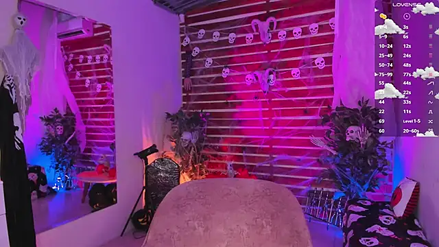 Sapphire Venuss online show from 12, 10, 2025