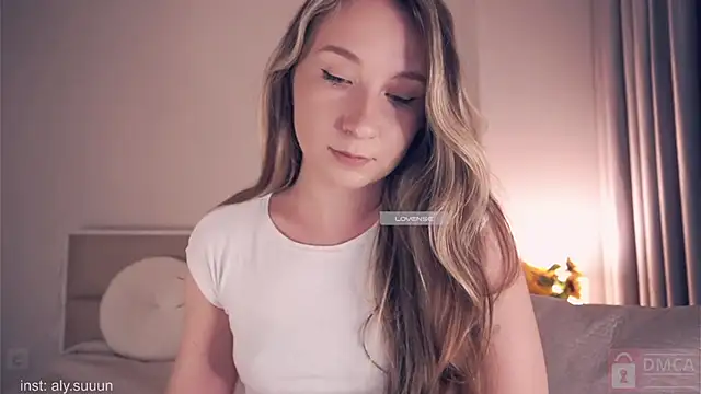 Snapshot of alysuuun chatting on 5, 10, 2025 alysuuun online show from 5, 10, 2025