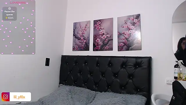 Snapshot of lily_f00x chatting on 14, 9, 2025 lily f00x online show from 14, 9, 2025