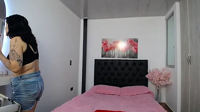 lily f00x online show from 3, 12, 2025