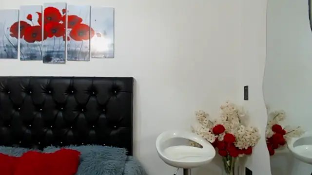 Snapshot of lily_f00x chatting on 29, 11, 2025 lily f00x online show from 29, 11, 2025