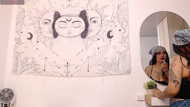 Snapshot of lily_f00x chatting on 28, 2, 2026 lily f00x online show from 28, 2, 2026