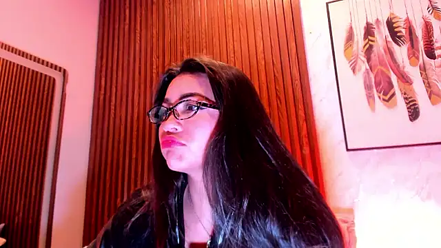 Snapshot of KimDevinne chatting on 26, 2, 2026 KimDevinne online show from 26, 2, 2026