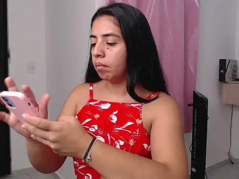 Snapshot of anngela01 chatting on 11, 2, 2026 anngela01 online show from 11, 2, 2026