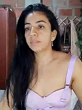 Snapshot of anngela01 chatting on 23, 1, 2025 anngela01 online show from 23, 1, 2025