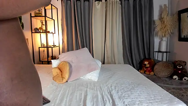 amber maxwell online show from 12, 1, 2026