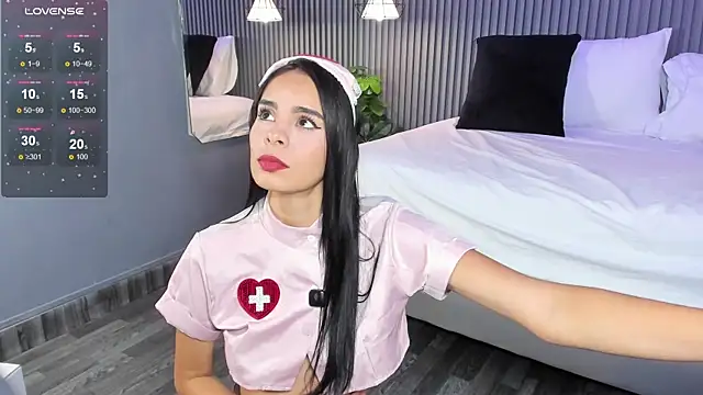 AnahinClar online show from 10, 2, 2026