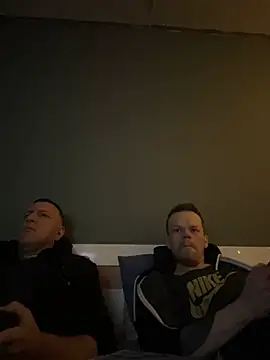 Snapshot of Maksiii-all chatting on 2, 2, 2025 Maksiii-all online show from 2, 2, 2025
