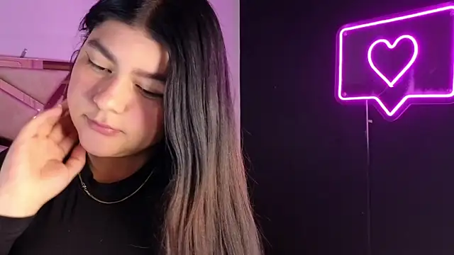 Snapshot of emmalee_01a chatting on 11, 2, 2025 emmalee 01a online show from 11, 2, 2025