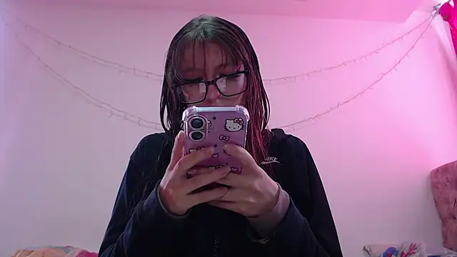 Aurora blossom   online show from 13, 1, 2026