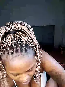 ThickPearlx23 online show from 8, 4, 2026