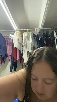 Chloee ep online show from 22, 6, 2026