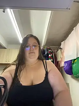 Chloee ep online show from 19, 9, 2025