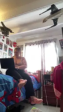 Chloee ep online show from 27, 11, 2025