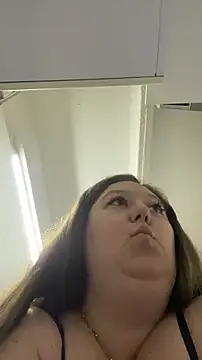 Chloee ep online show from 10, 10, 2025