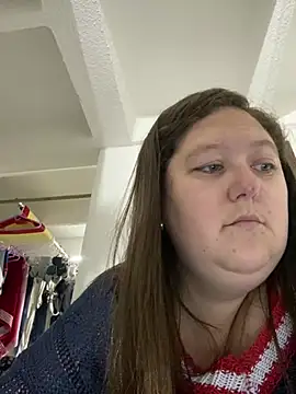 Chloee ep online show from 28, 6, 2026