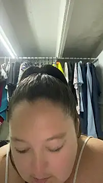 Chloee ep online show from 11, 7, 2026