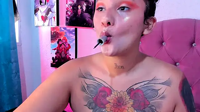 Mila nixon02 online show from 28, 2, 2026