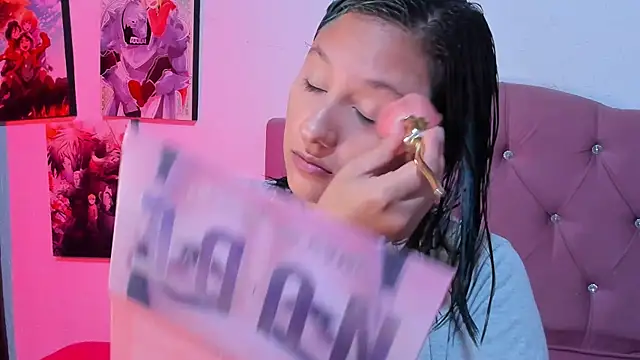 Mila nixon02 online show from 3, 7, 2026