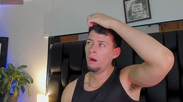 JadeSmiith  online show from 13, 1, 2026