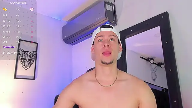 JadeSmiith  online show from 9, 3, 2025