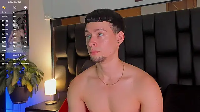 JadeSmiith  online show from 22, 10, 2025